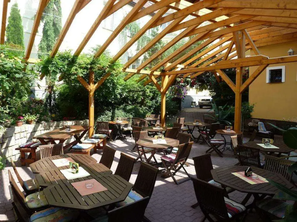 Photo 2 of Pension - Restaurant  HOLIDAY